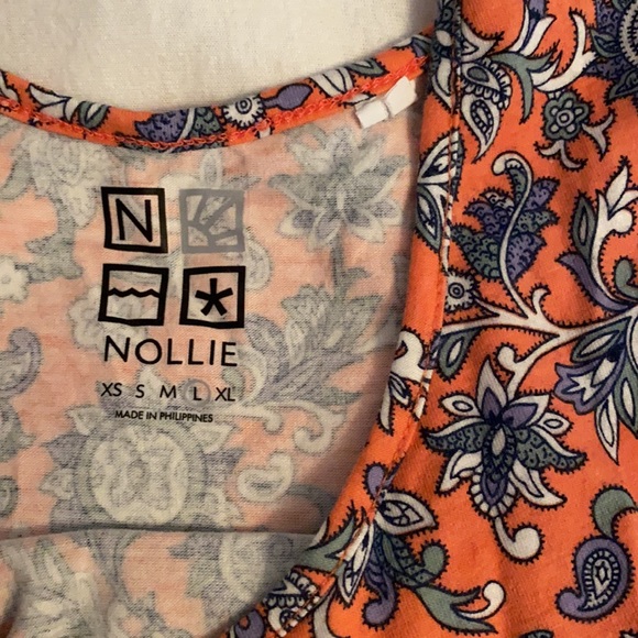 Cropped tank from Nollie - Picture 2 of 2